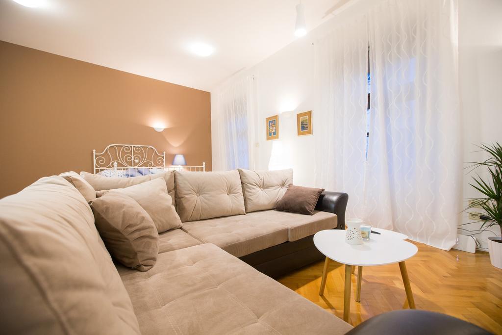 Apartman Kaptol Загреб Екстериор снимка